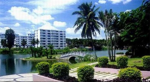 兴隆风情街按揭贷款买房需要满足什么条件,海南最适合居住楼盘排名~