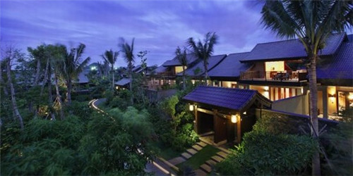 万宁日月湾适合养老吗? 万宁日月湾适合养老吗?