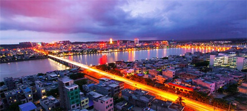 海南临海高品质住宅房价探析